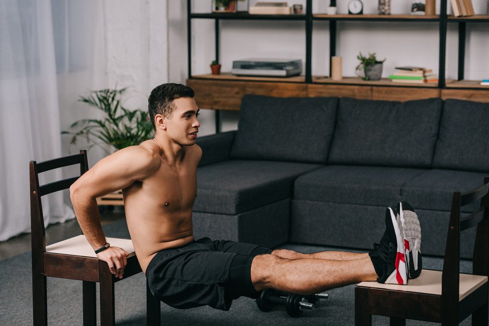 Dips avec 2 chaises