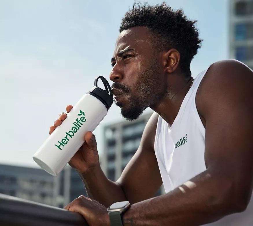 Hydratez-vous avec Herbalife lors de vos entraînements dans les escaliers